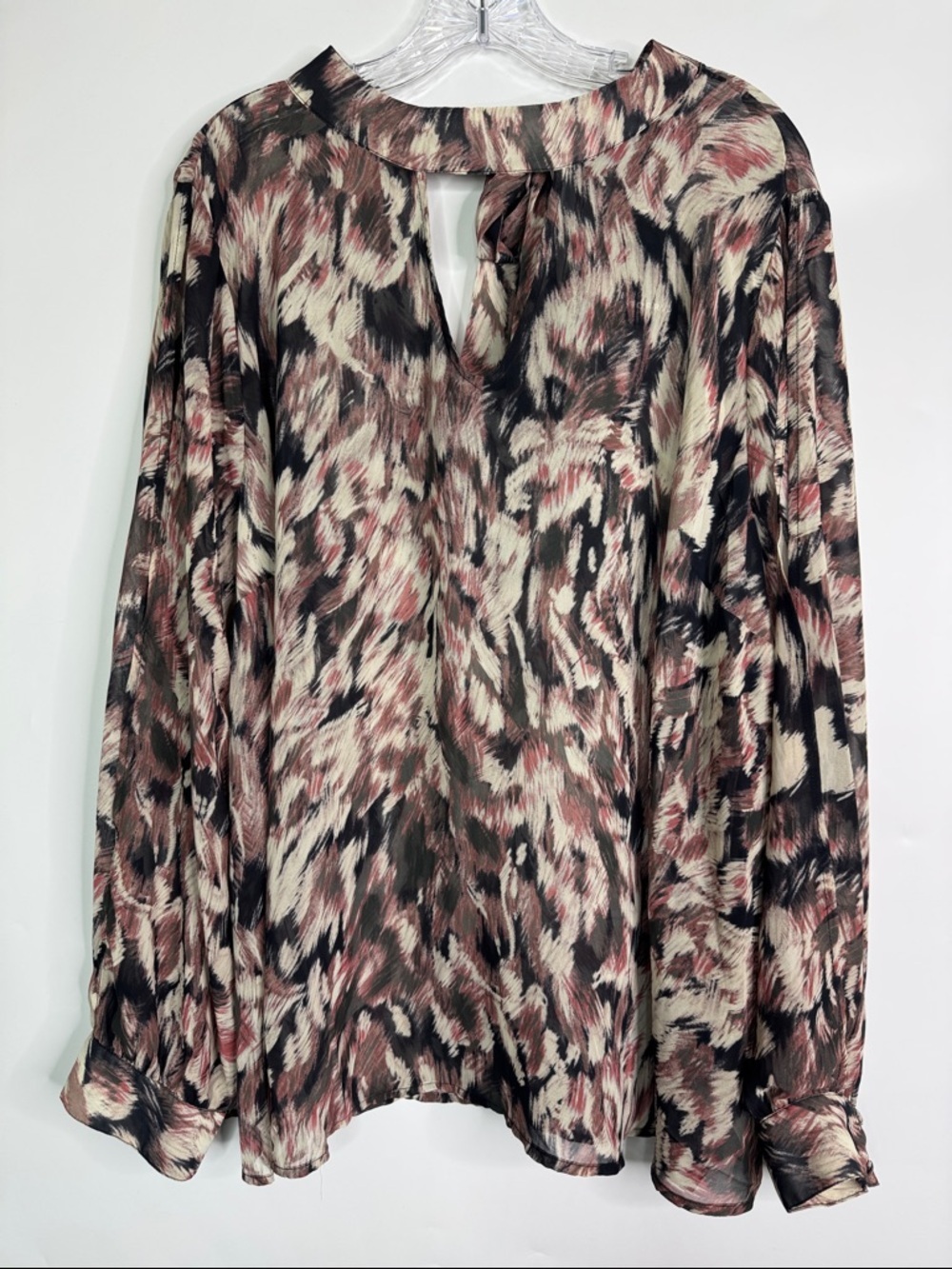 Torrid Chiffon Keyhole Long Sleeve Blouse Size 2 (2X) NWT